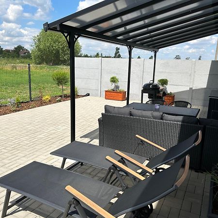 Apartman Zuzana Nesvady Eksteriør billede